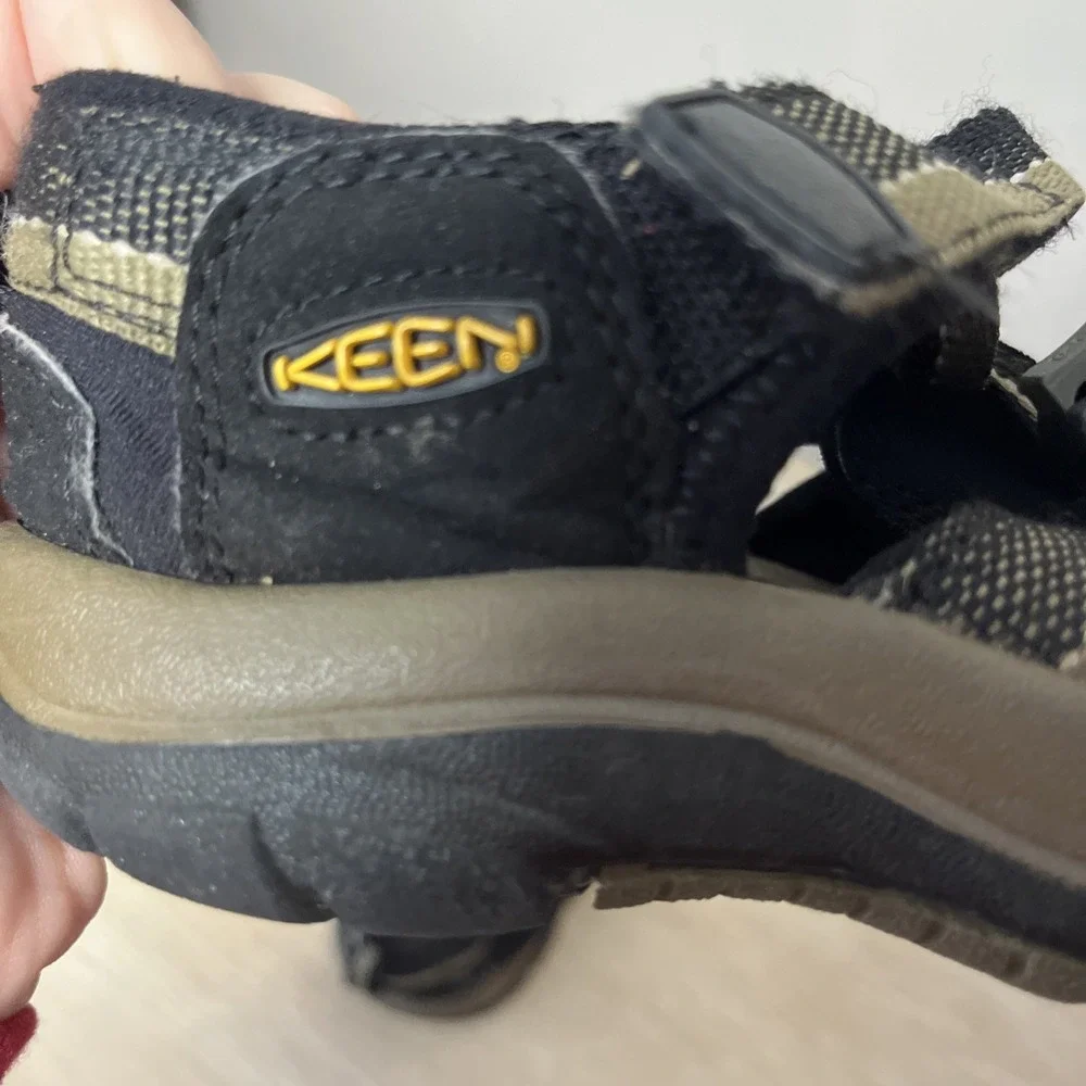 KEEN Youth Newport H2 Waterproof Sport‎ Outdoor Hiking Sandals Size 1 Kids